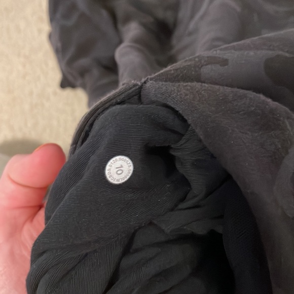 Womens lululemon scuba hoodie - Picture 2 of 5